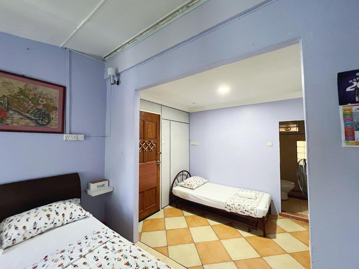Merdeka Guest House 2 Kuching Eksteriør bilde