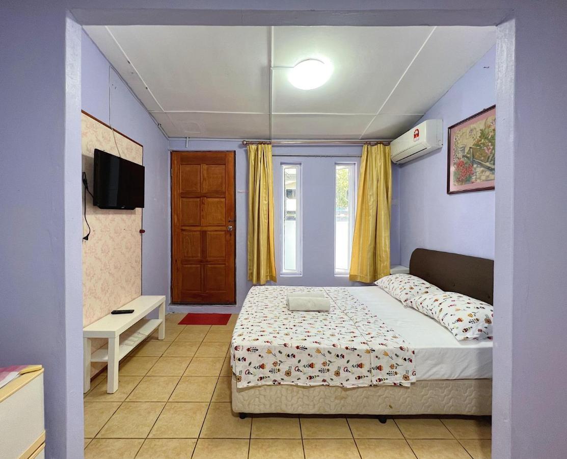 Merdeka Guest House 2 Kuching Eksteriør bilde